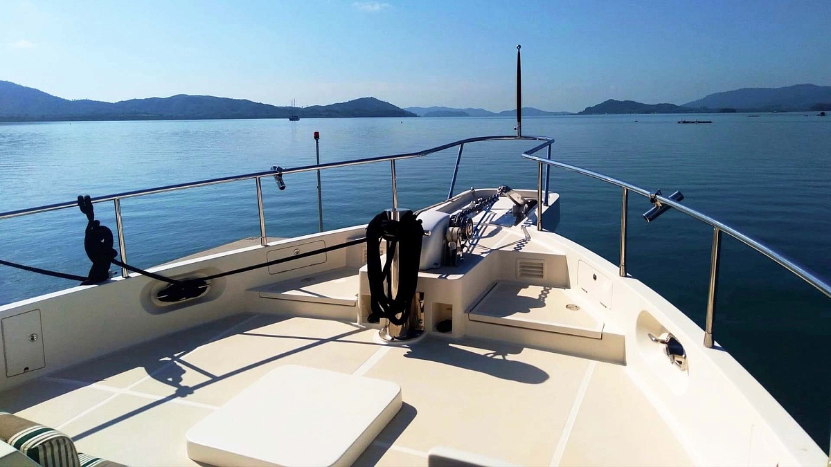 Аренда траулерной яхты Selene 80 Ocean Explorer на Пхукете, морская рыбалка